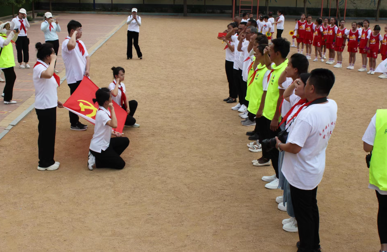 第234所 辽宁省锦州市义县瓦子峪镇  大江平台-大江(中国)一站式服务平台
常凤秋小学