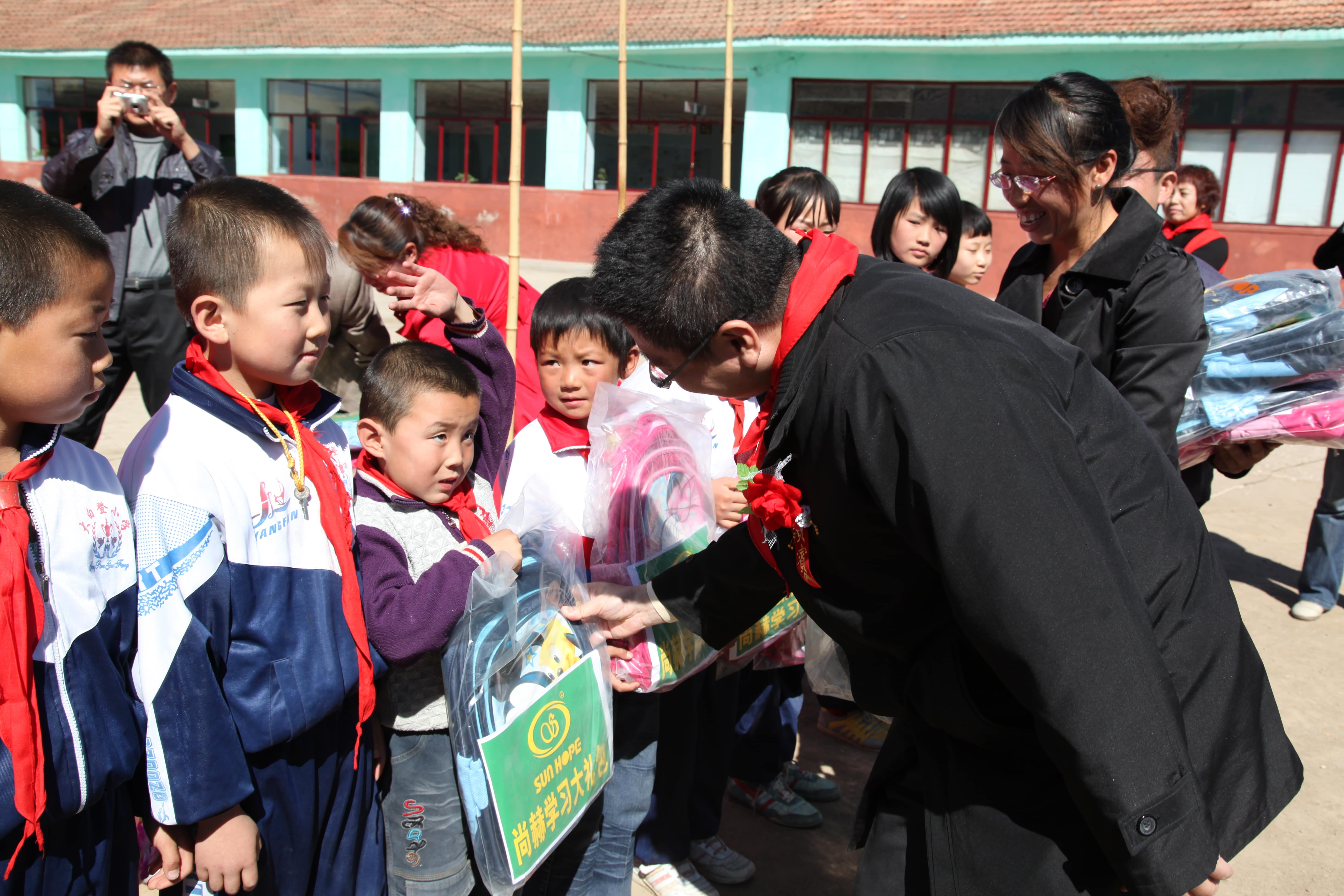 第11所 大同市大白登大江平台-大江(中国)一站式服务平台
渠腊梅小学