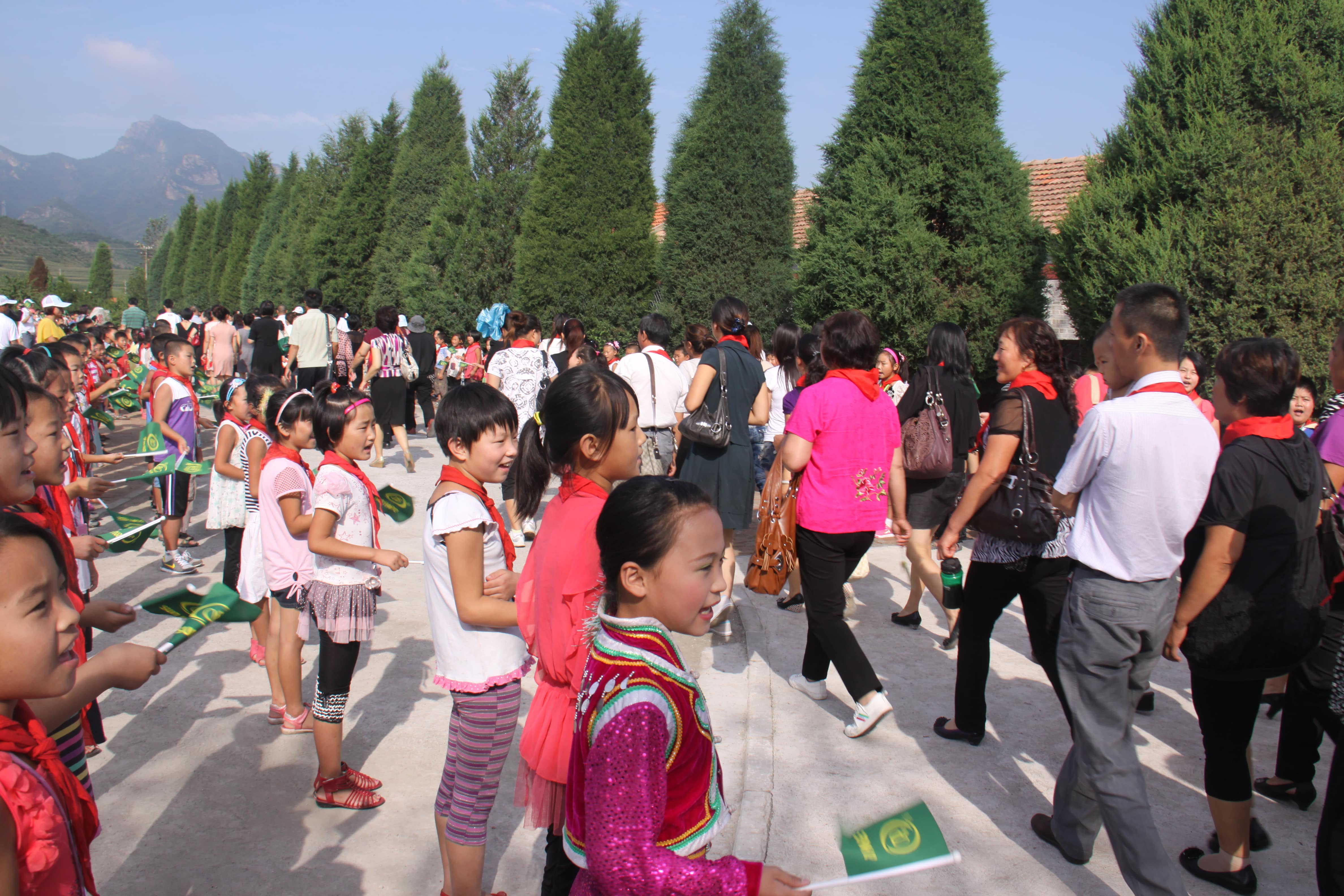 第17所 承德市乌龙矶大江平台-大江(中国)一站式服务平台
牛艳玲小学
