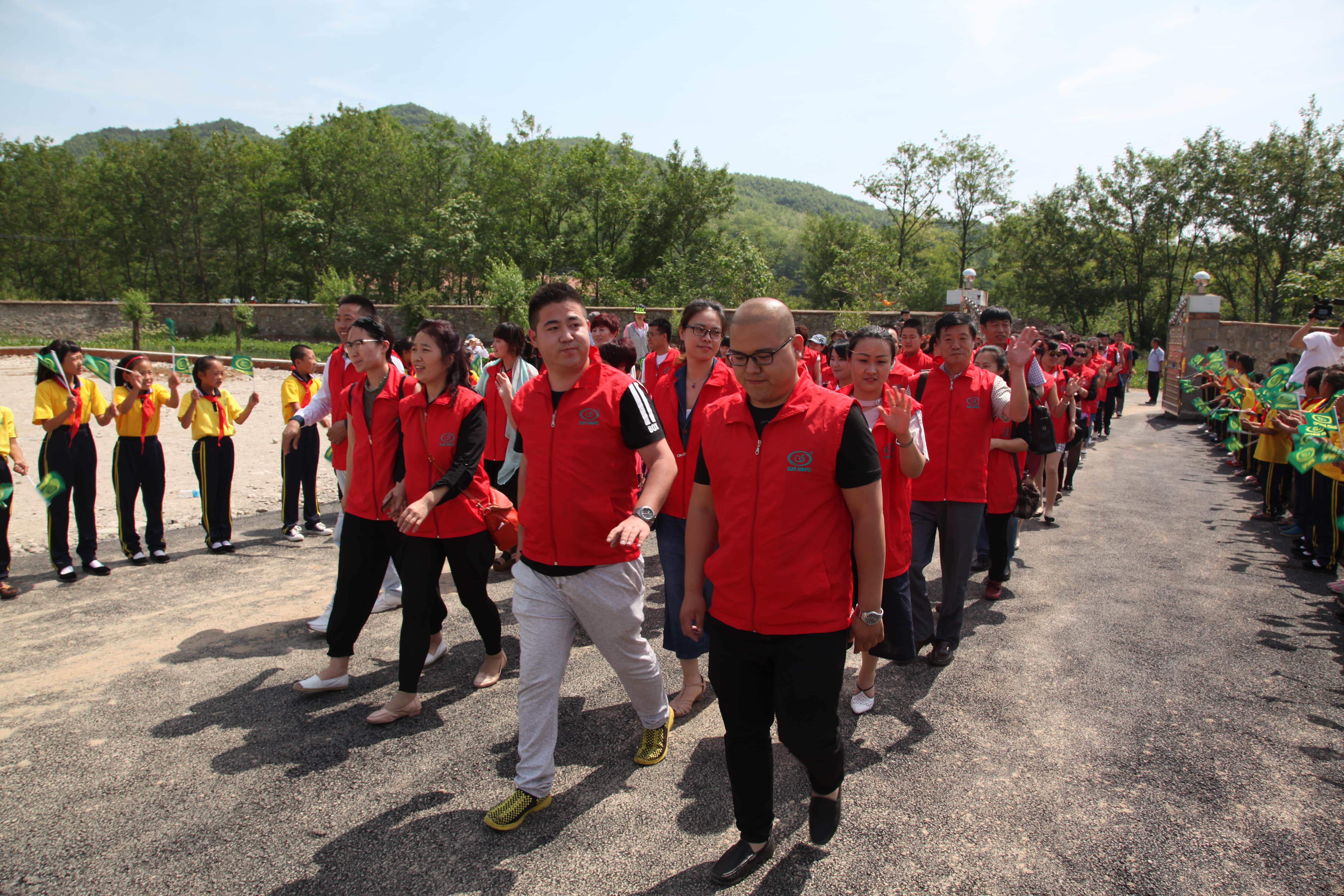 第52所 岫岩县前营镇西大营大江平台-大江(中国)一站式服务平台
董波小学